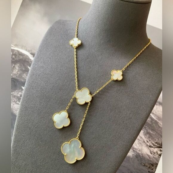 18k Gold Plated Lucky Clover Alhambra Magic Necklace - Picture 6 of 17